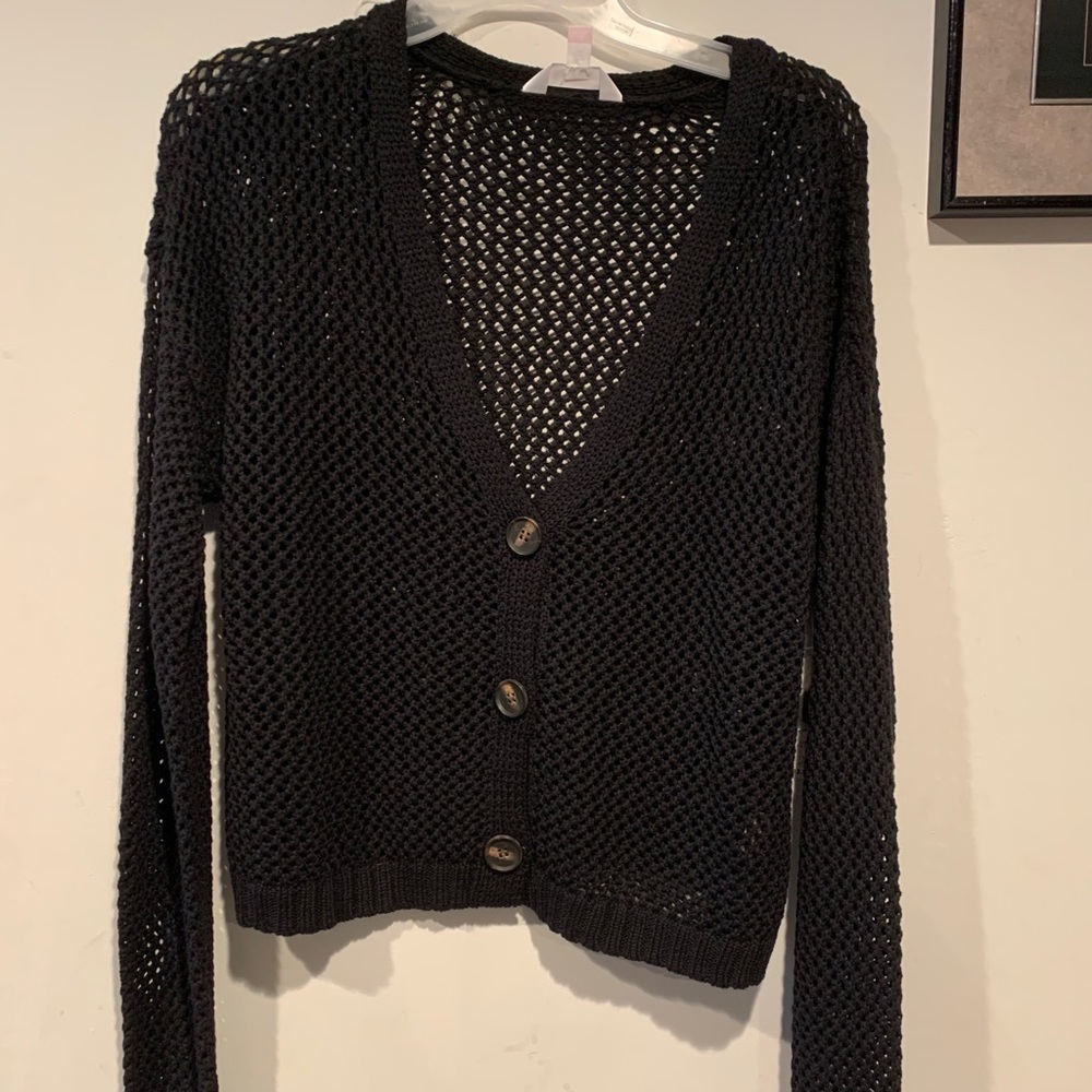 No boundaries black knitted sweater size L